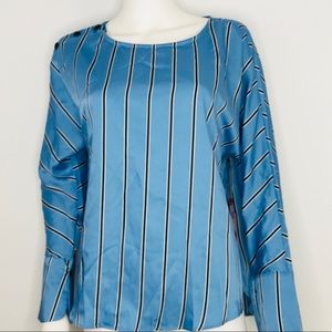 Vince Camuto blue top